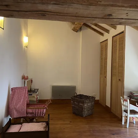 Bienvenue A L'ecole Des Garcons ! Tatil Evi Ouveillan